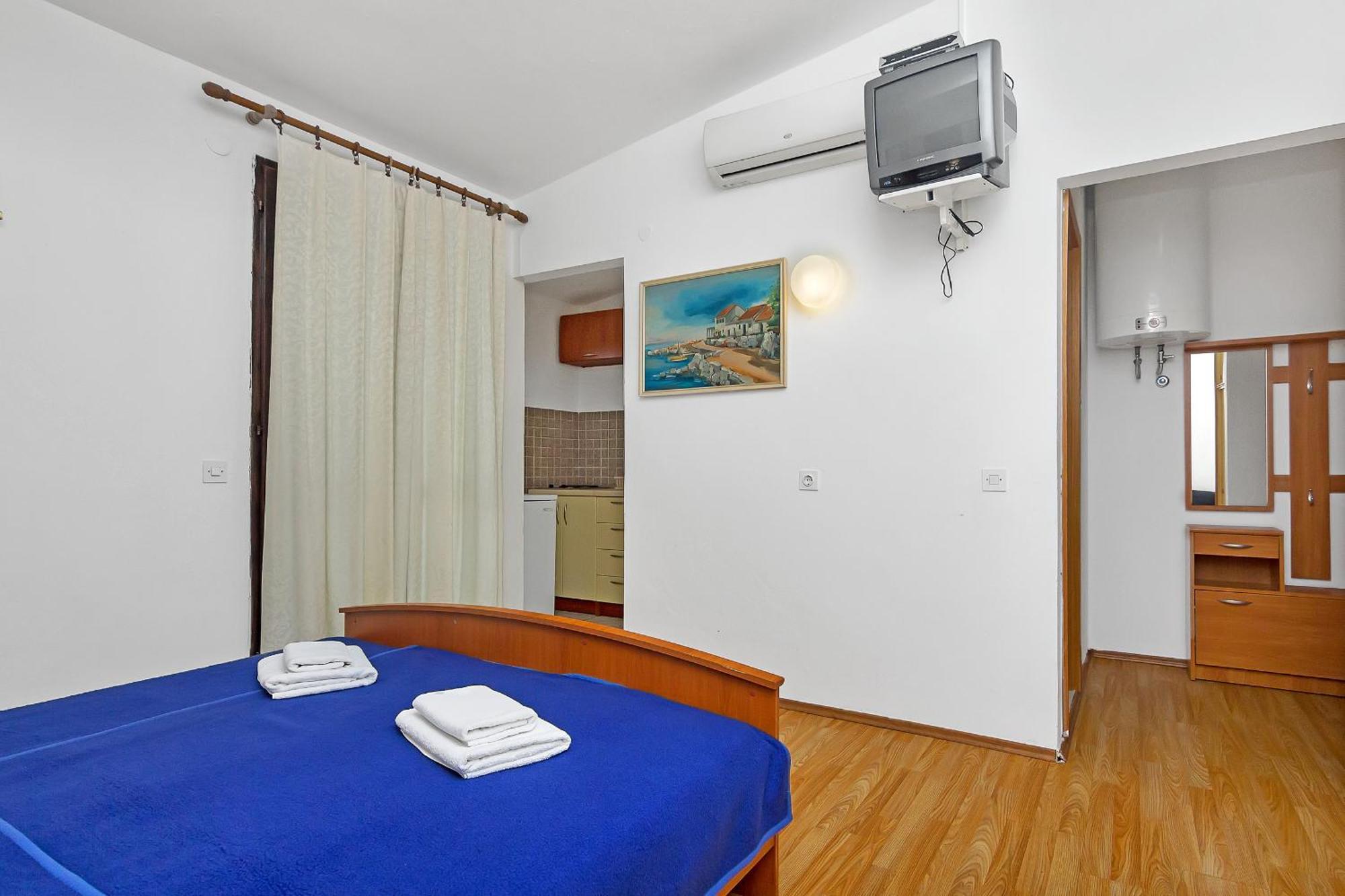 Apartmani Cico Gdinj ภายนอก รูปภาพ