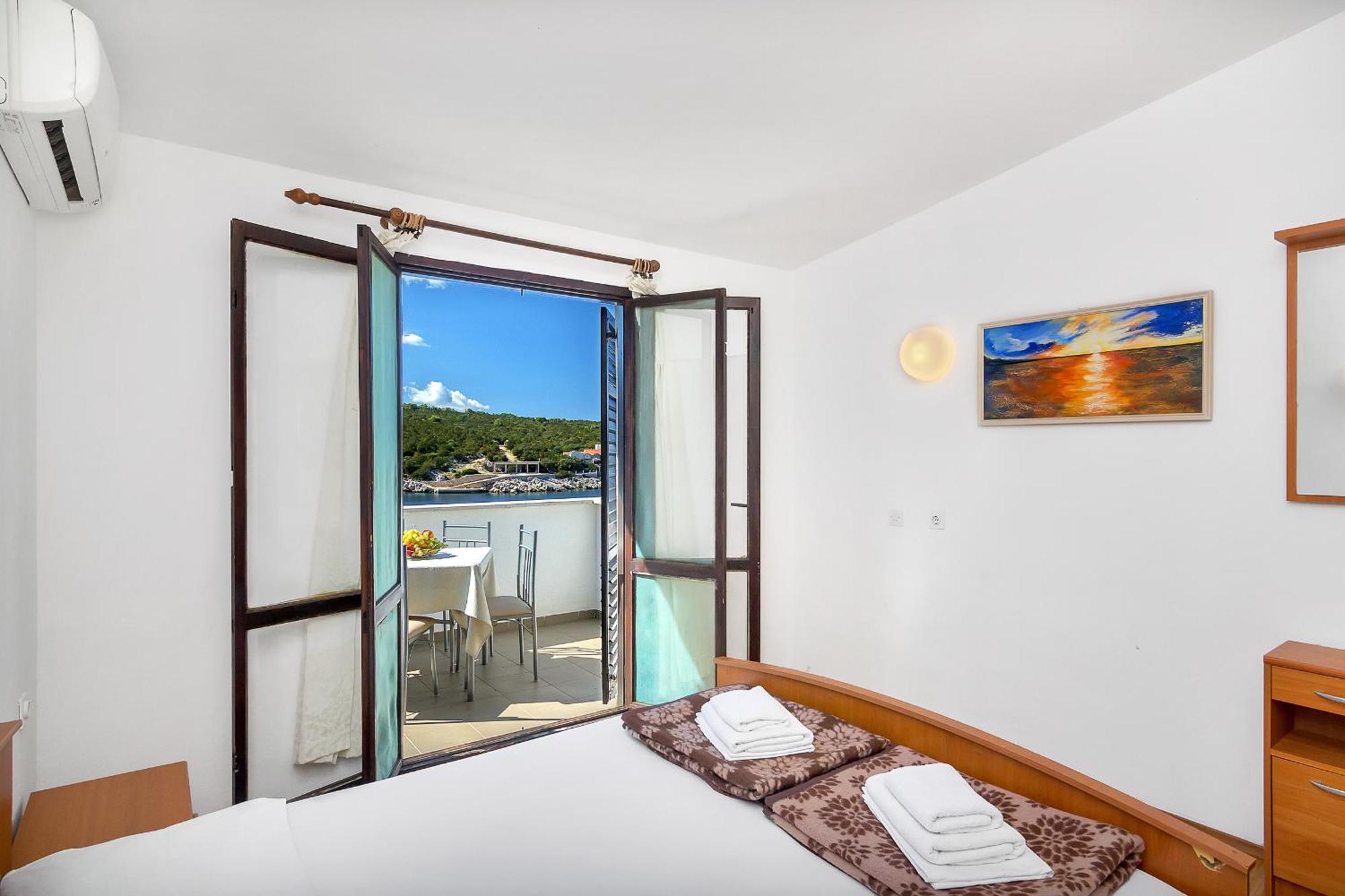 Apartmani Cico Gdinj ภายนอก รูปภาพ